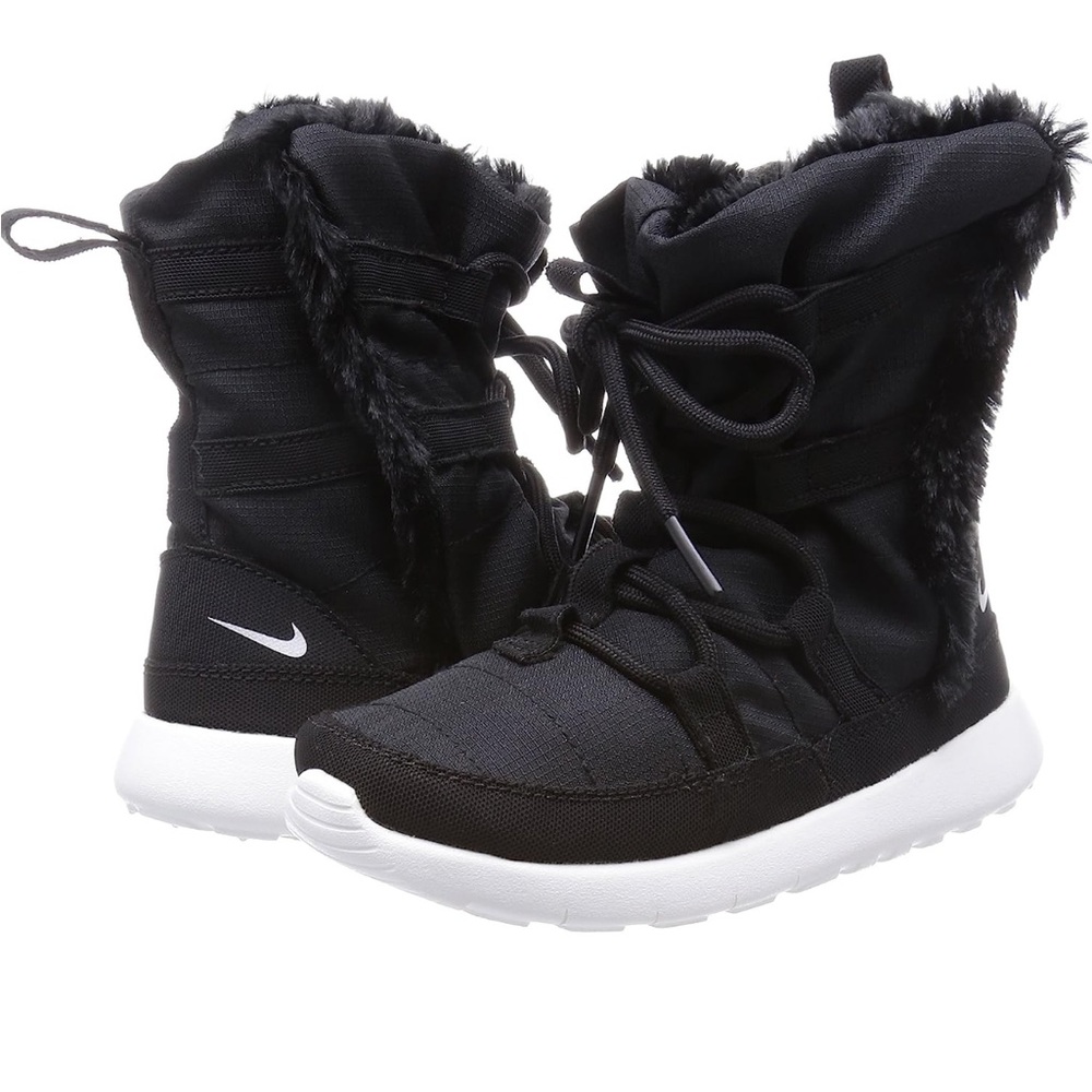 Nike roshe black sneaker boot
